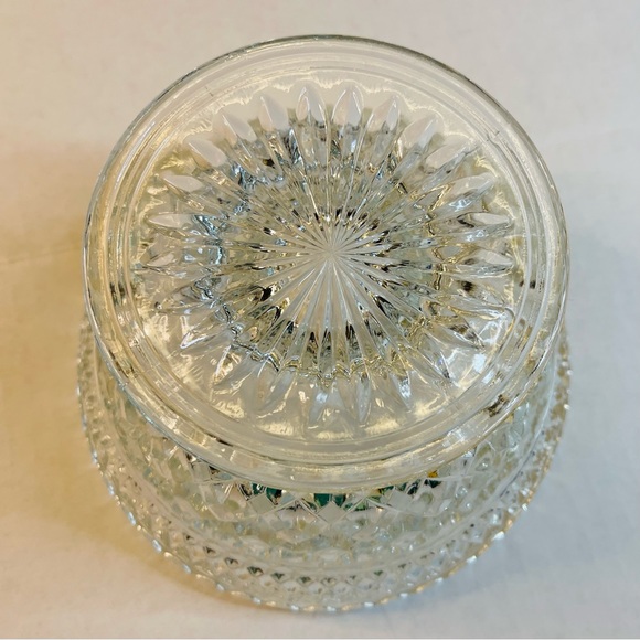 Vintage Anchor Hocking Wexford Pressed Clear Glass Candy Dish with Lid - Picture 6 of 9